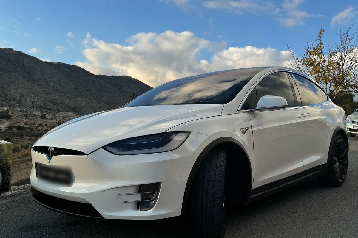 Tesla Model X 100D 