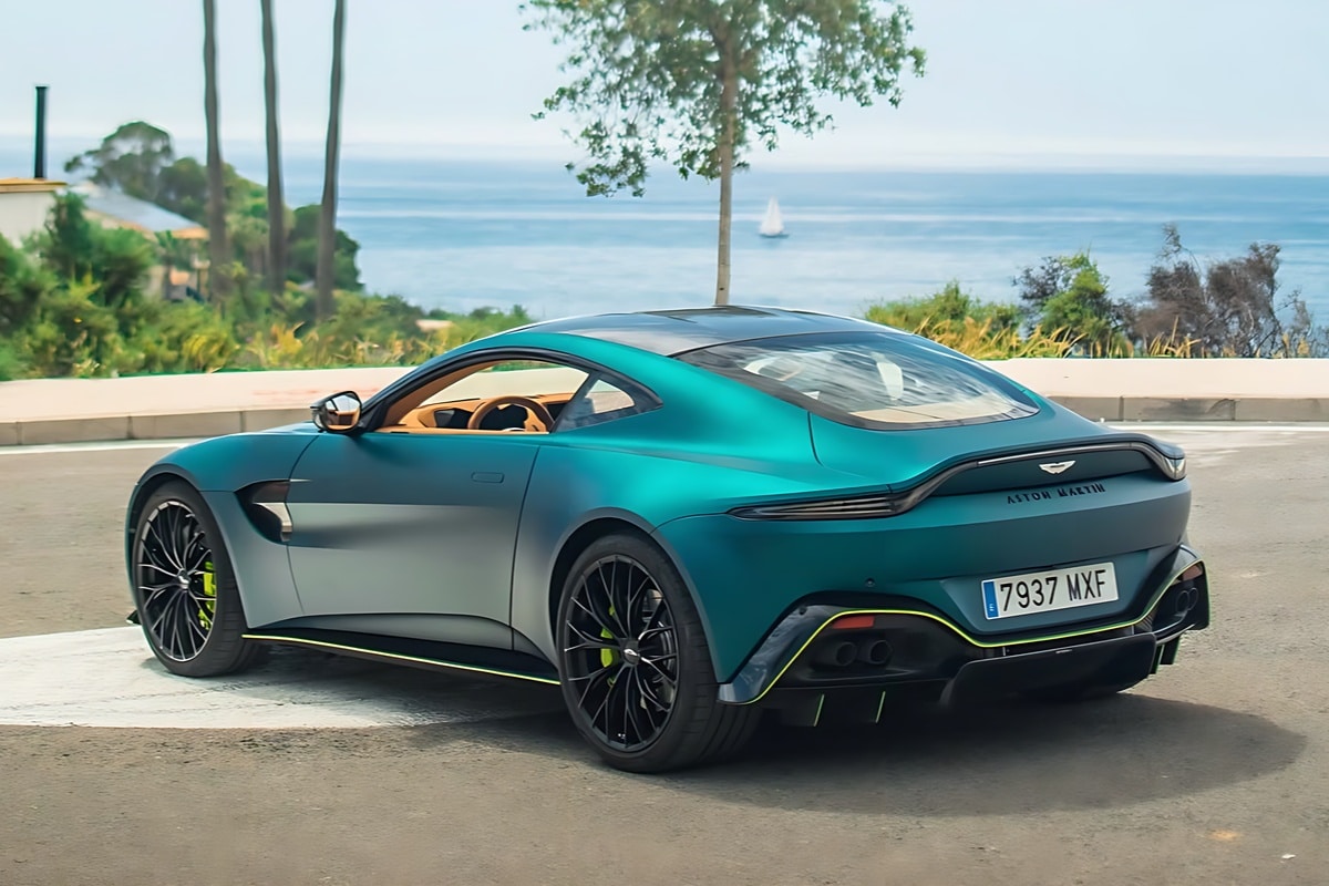 Aston Martin V8 Vantage