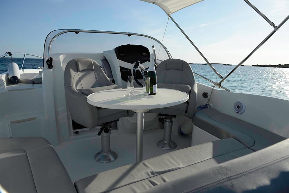 Beneteau flyer 650 sundeck