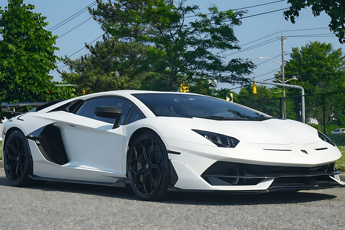 Lamborghini Aventador SVJ