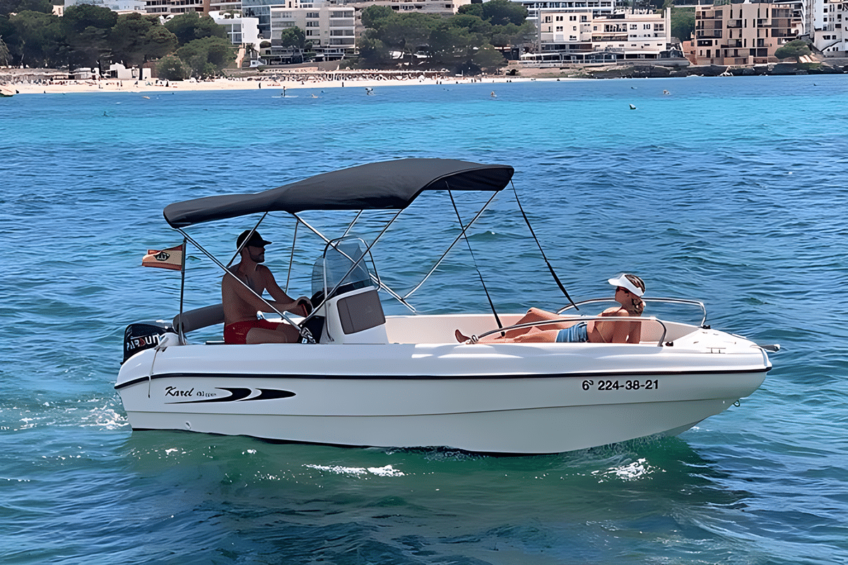 Oceanis 605