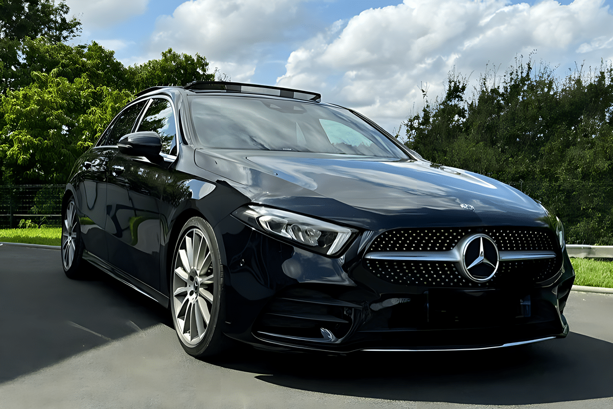 Mercedes-Benz A 35 AMG