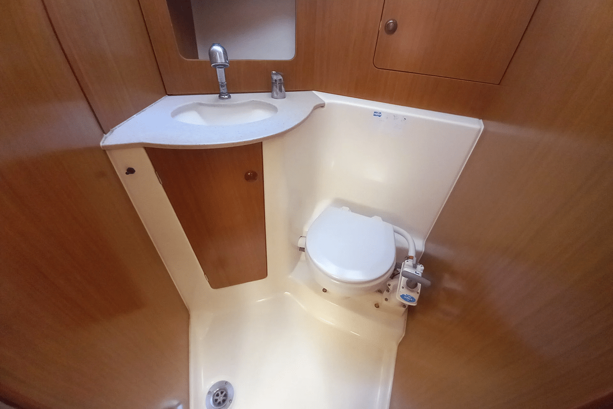 Sun Odyssey 321