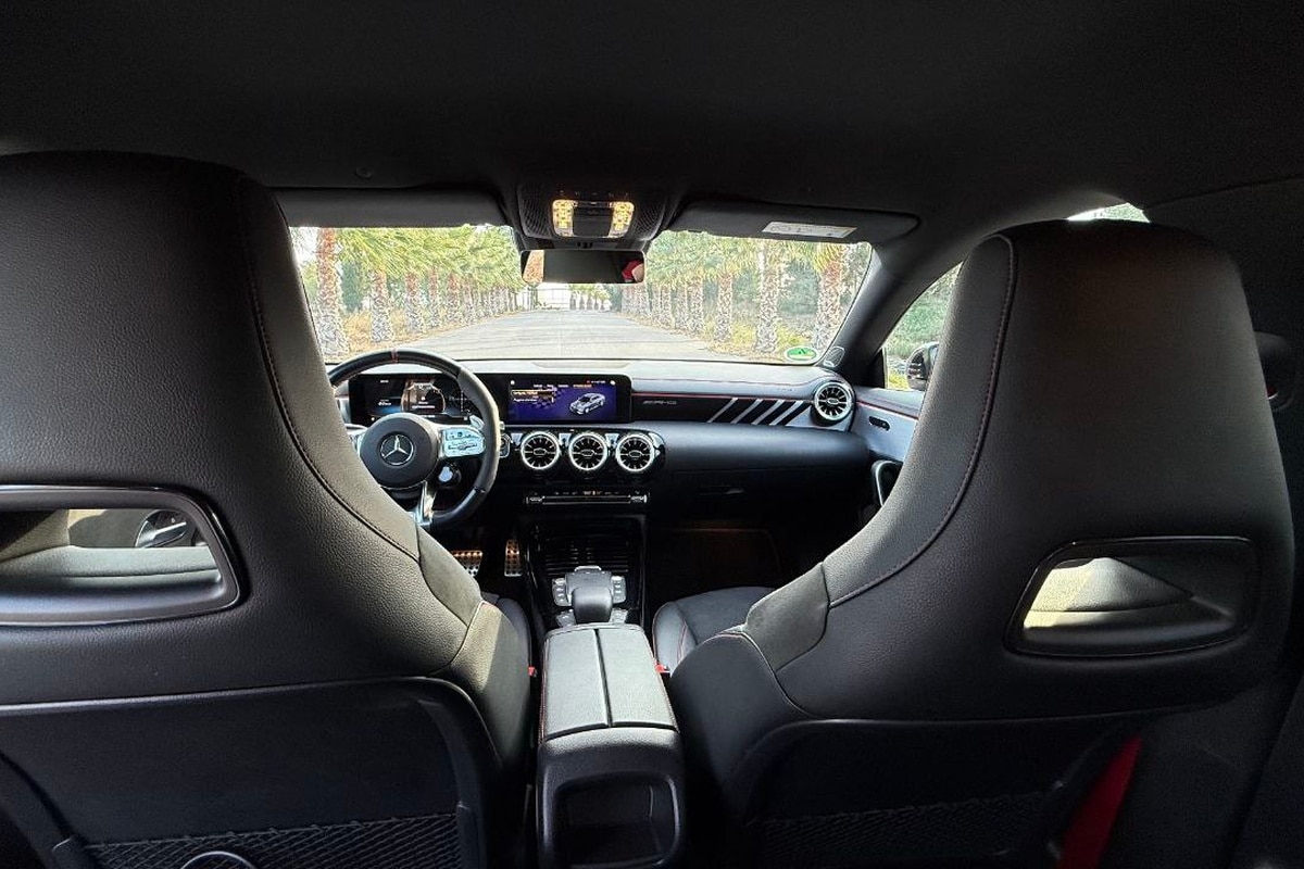 Mercedes-Benz CLA 45 AMG