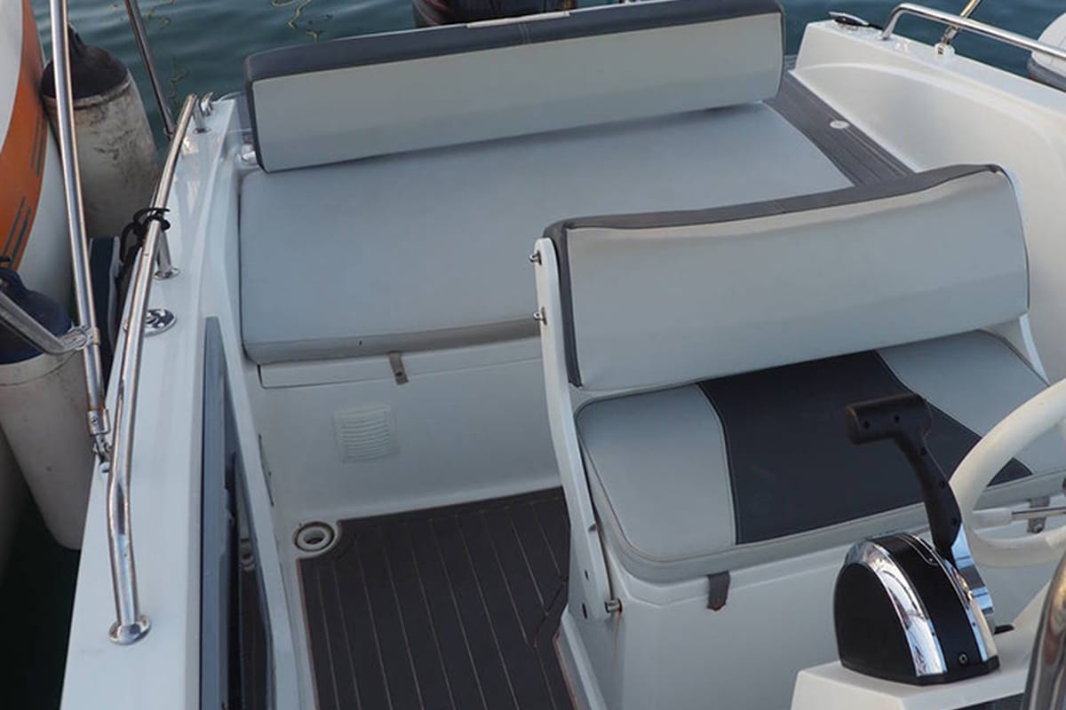 Allegra 19 open