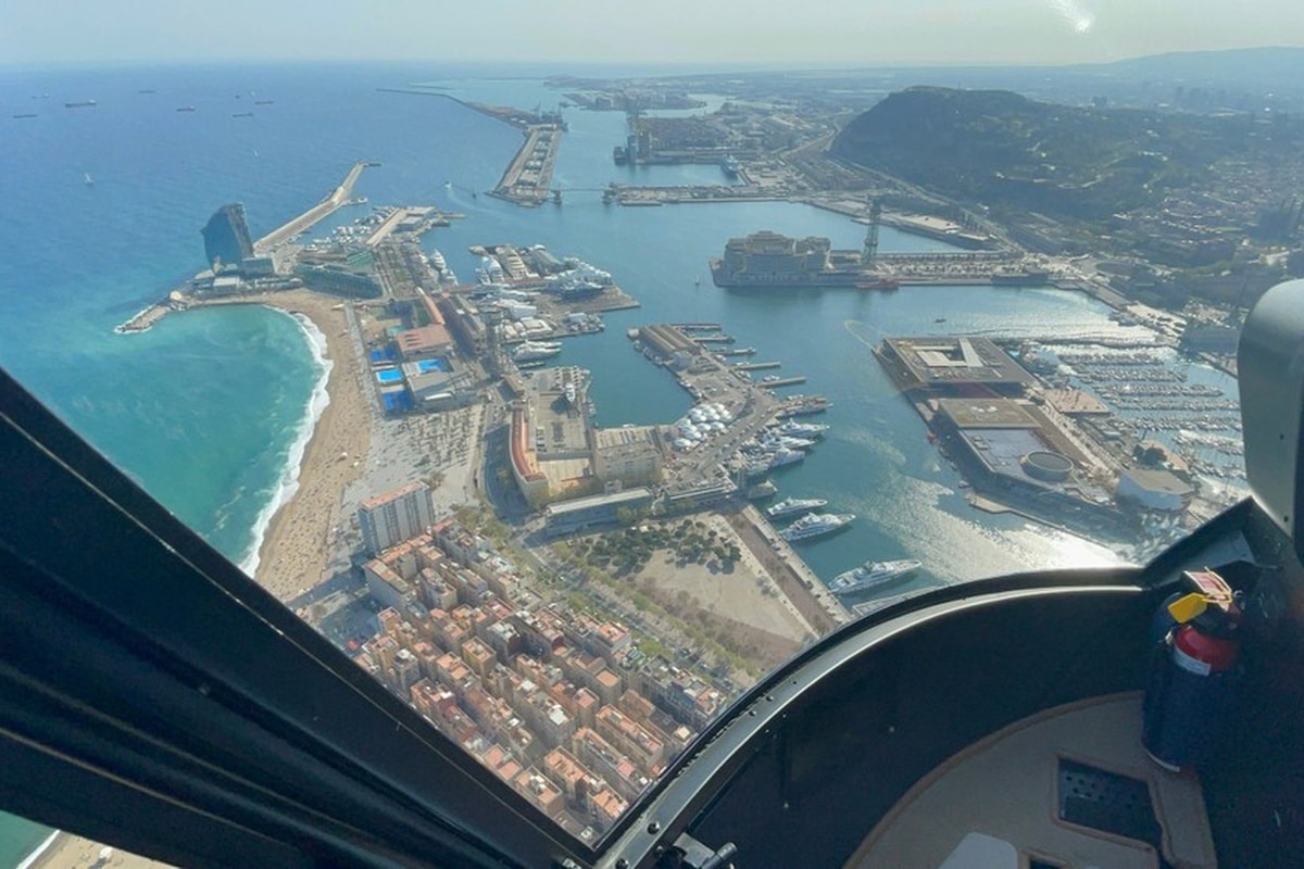 Robinson R44