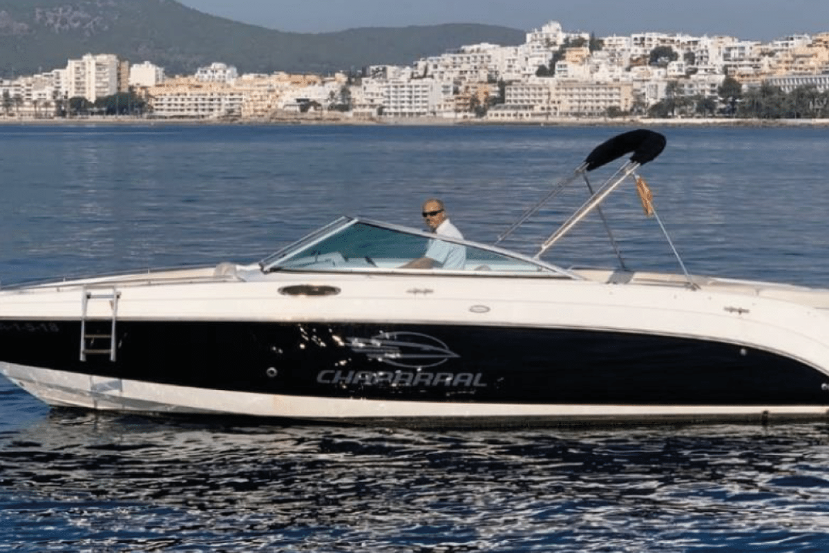 Chaparral 253 Bowrider