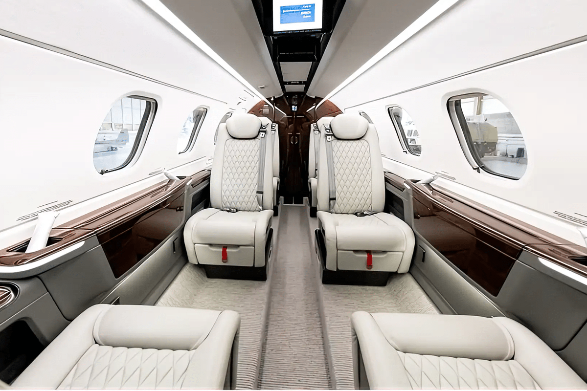 Embraer Phenom 300E