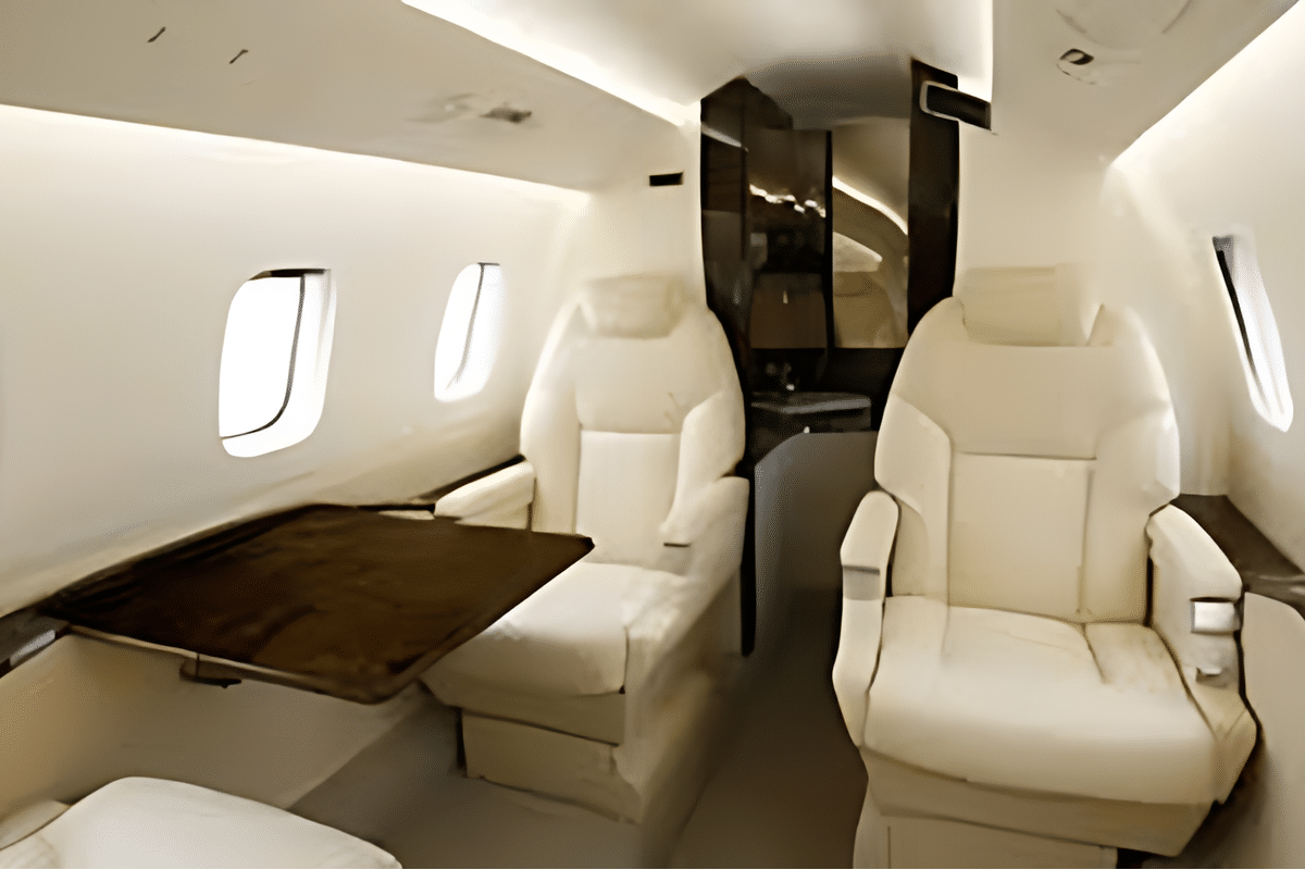 Piaggio Avanti P180