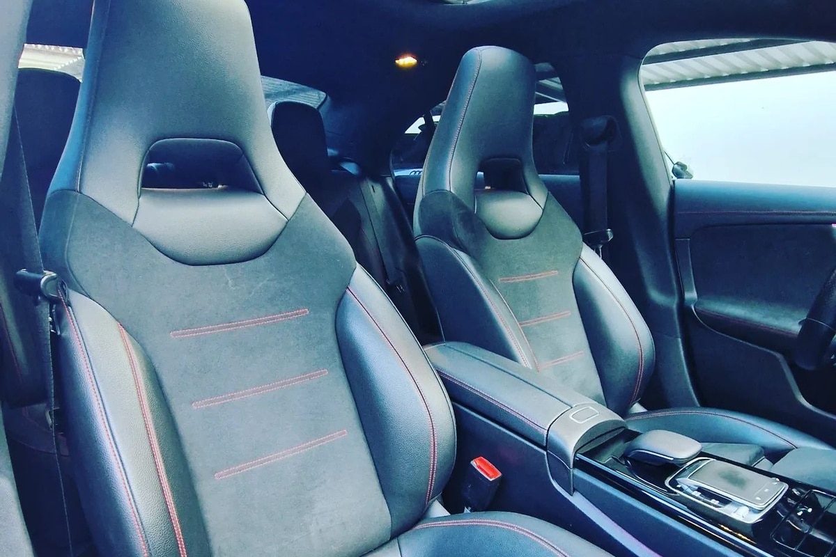 Mercedes-Benz CLA 220 AMG