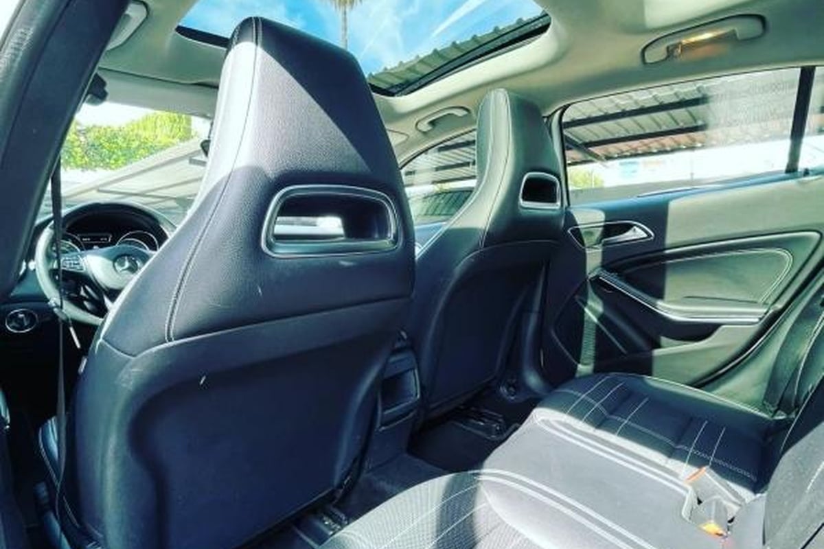 Mercedes-Benz GLA 200 D