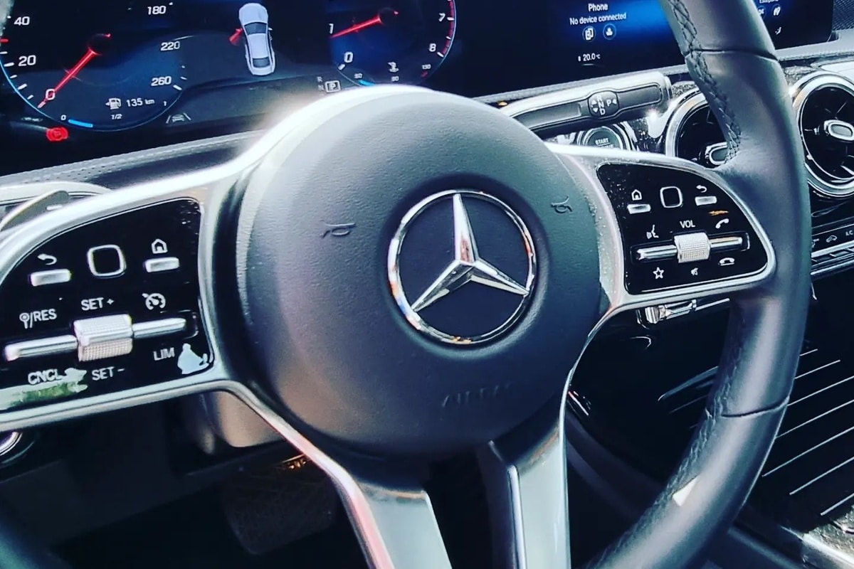 Mercedes-Benz CLA 180