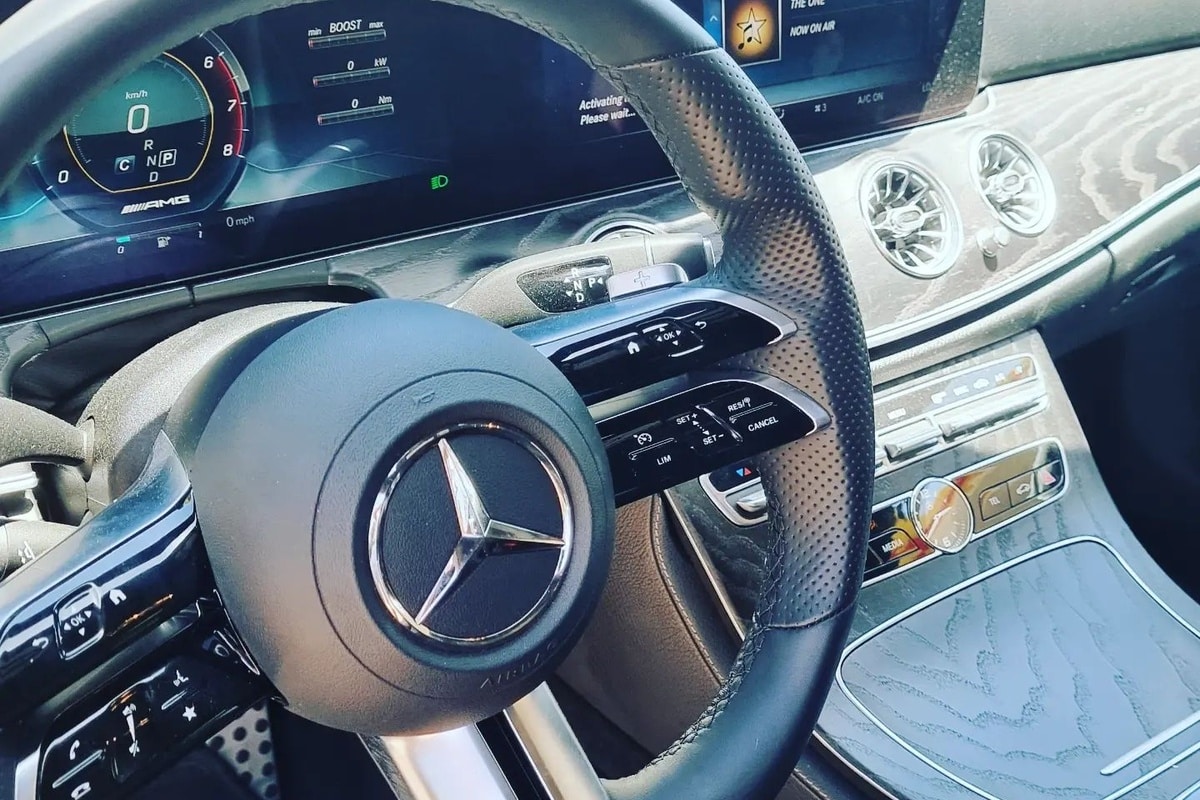 Mercedes-Benz E 220 D