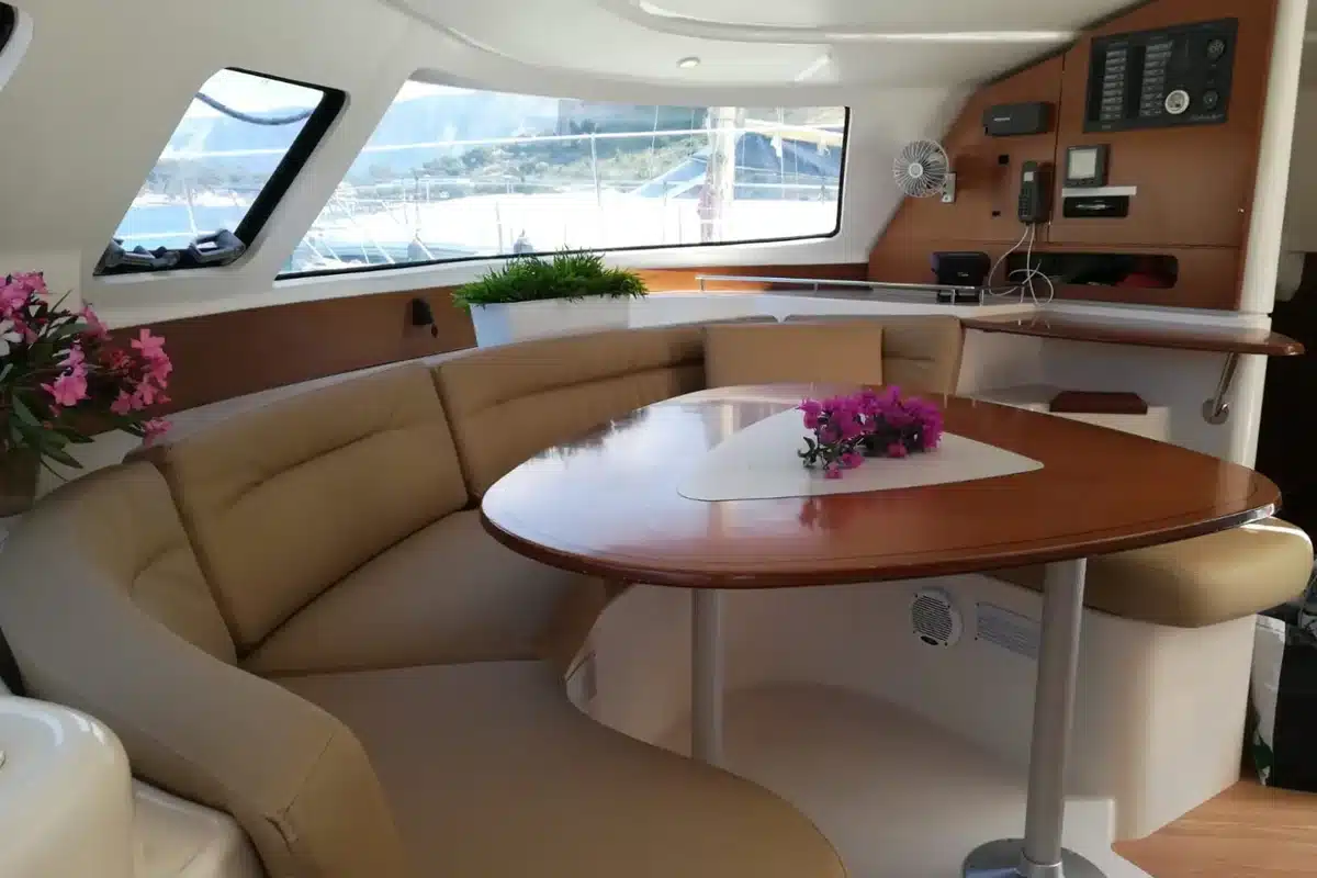 Fountaine Pajot 40 Lavezzi
