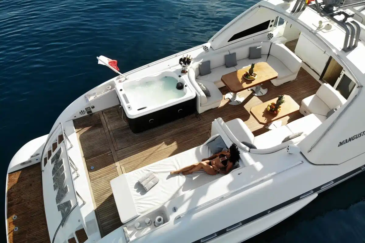 Mangusta 80 “Nina”