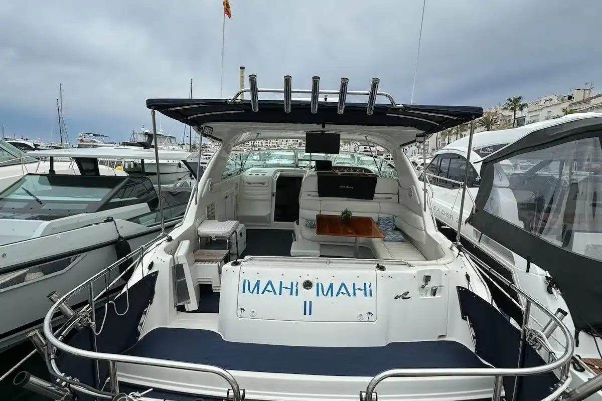 Sea Ray Sundancer 370
