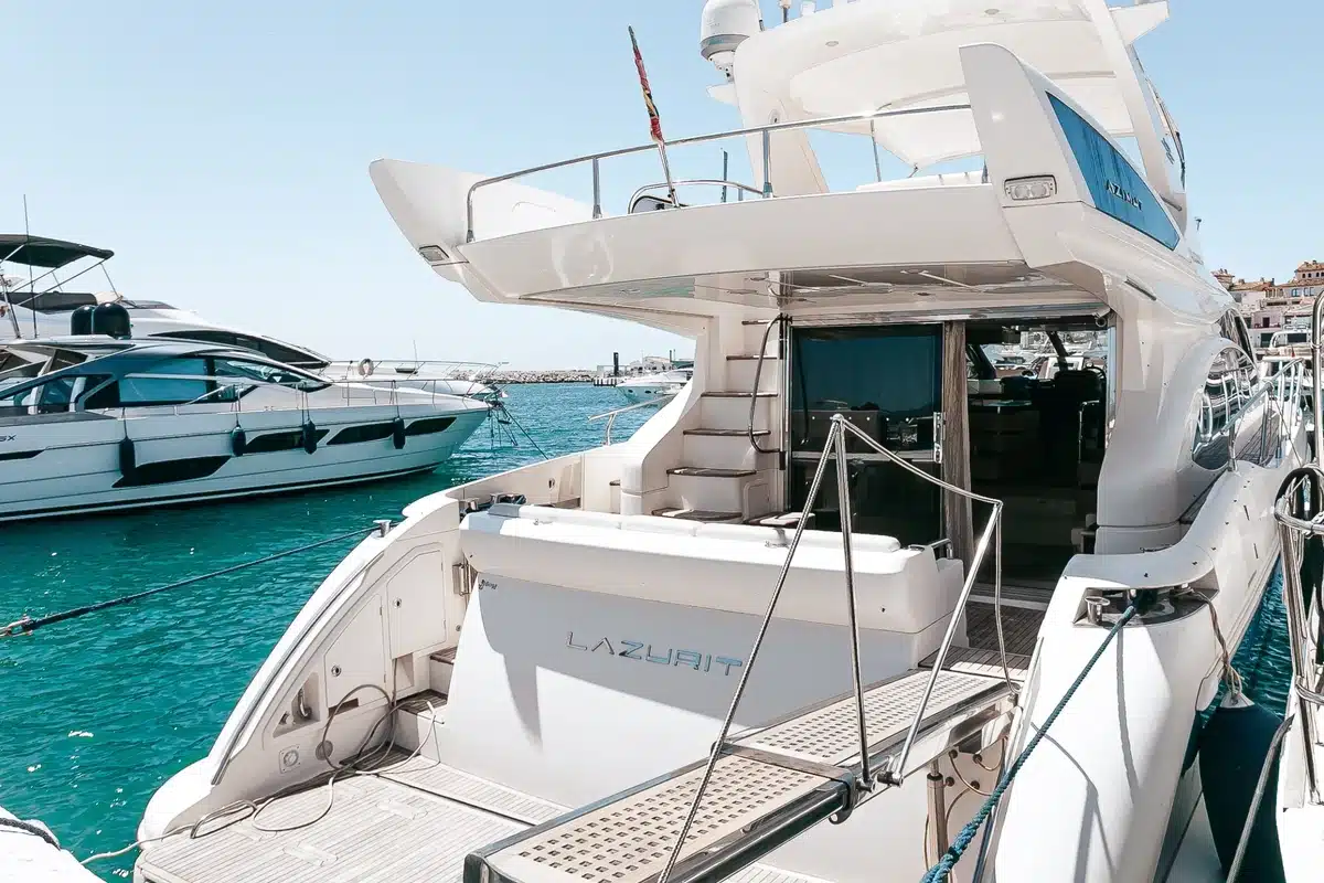 Azimut 58 Fly