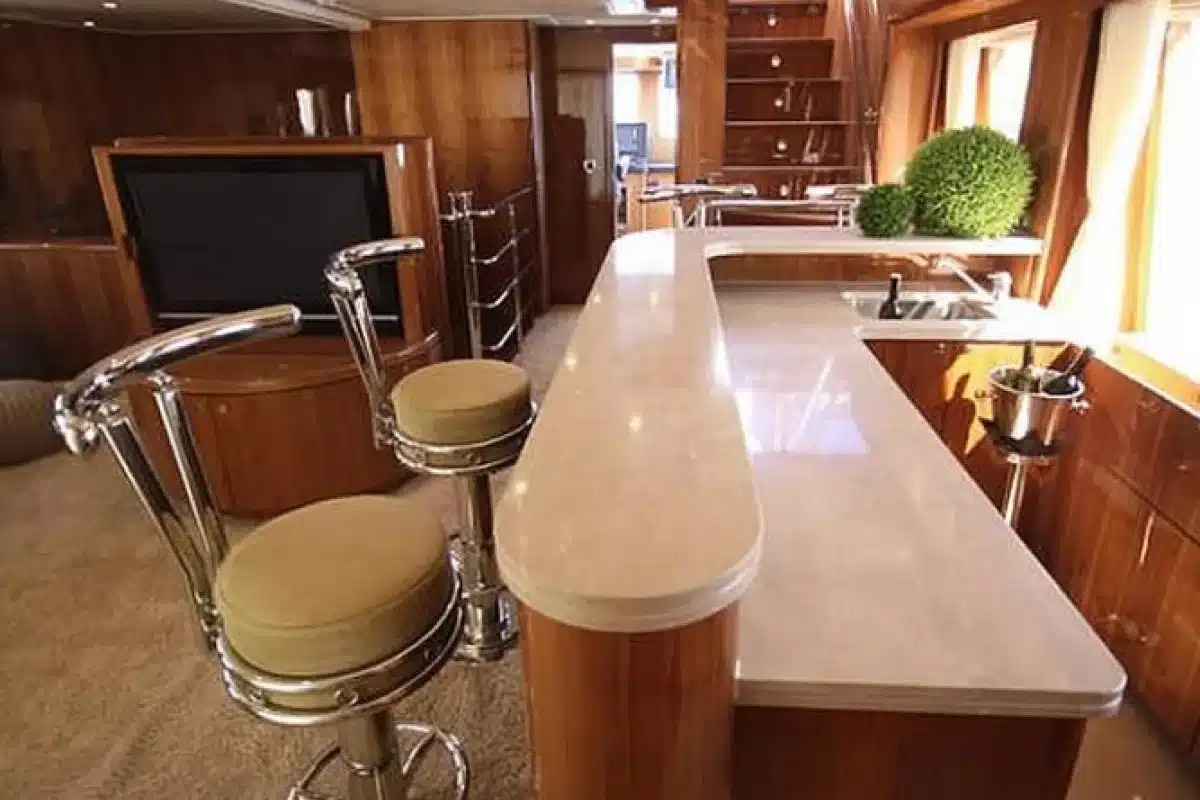 Bandido Yacht 90