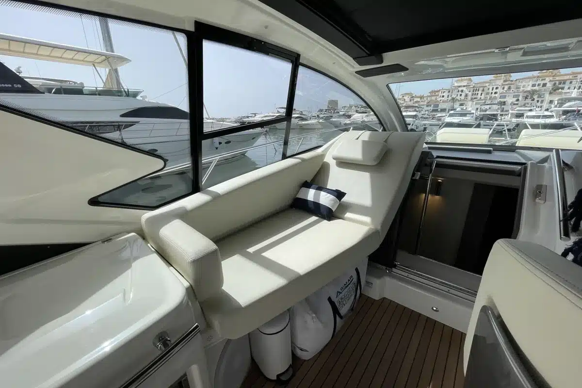 Yate Cranchi 44