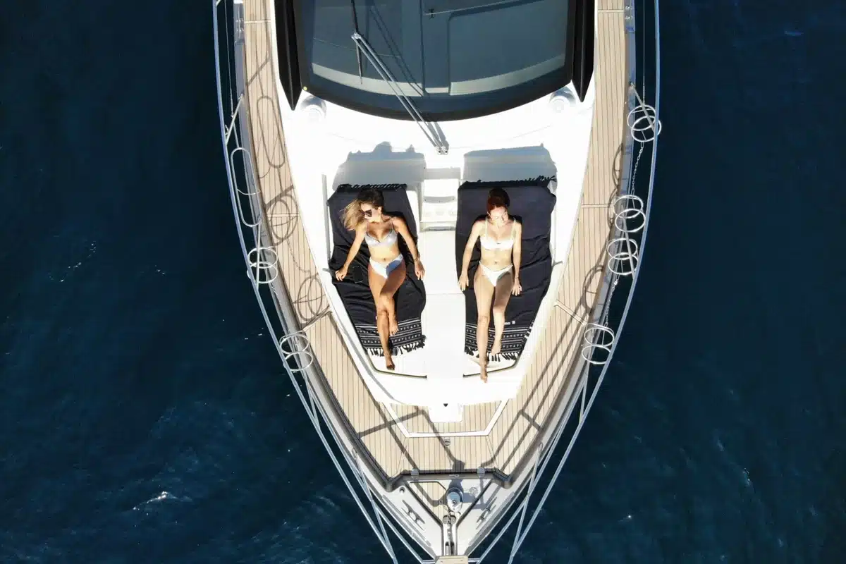 Yate Cranchi 44