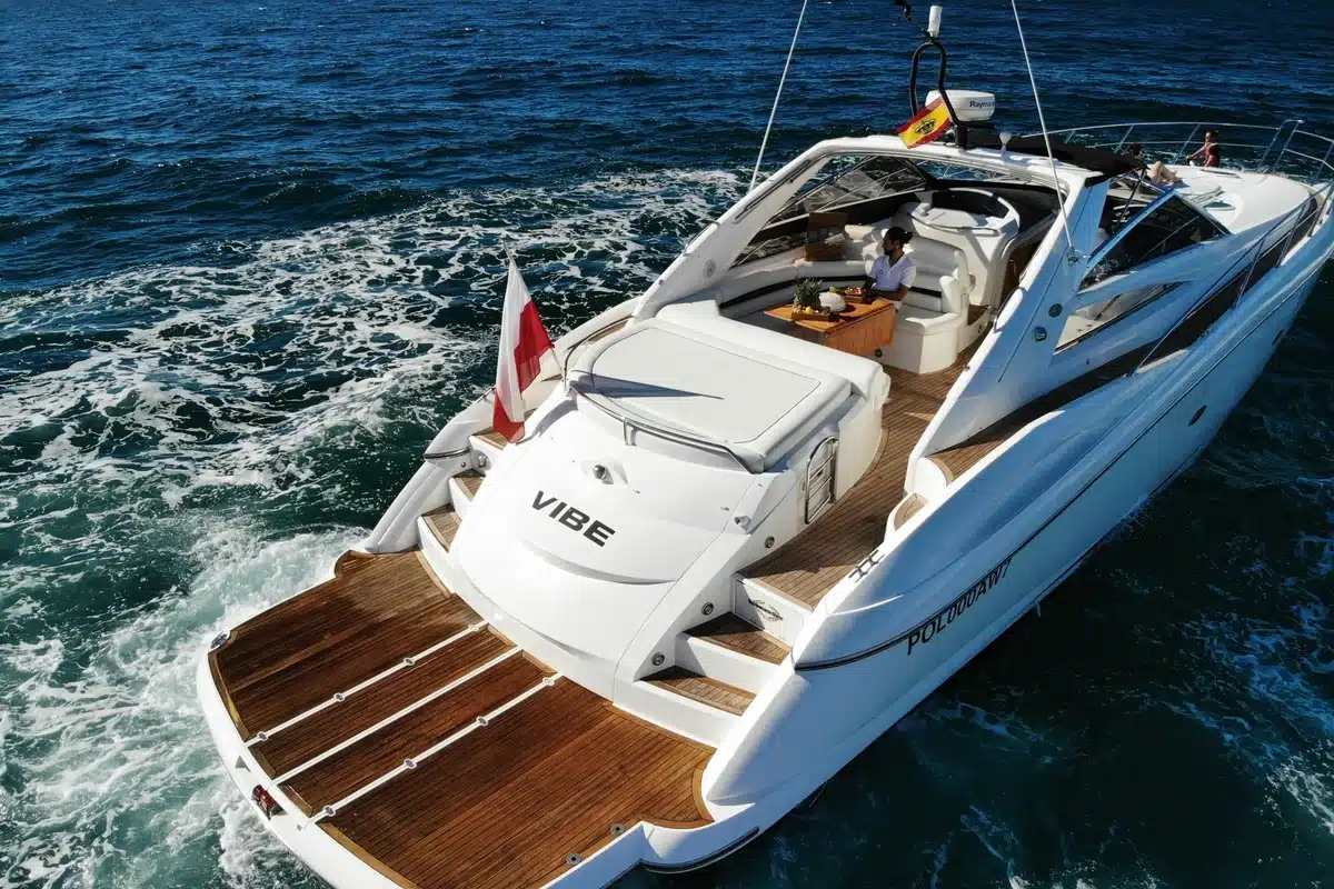 Sunseeker Predator 55