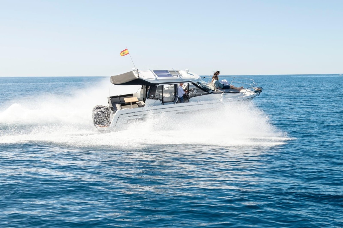 JEANNEAU OFFSHORE SPORT