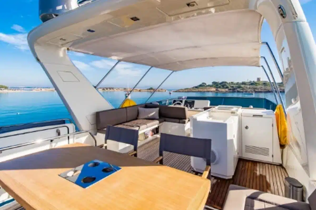 BLUE M Prestige 680