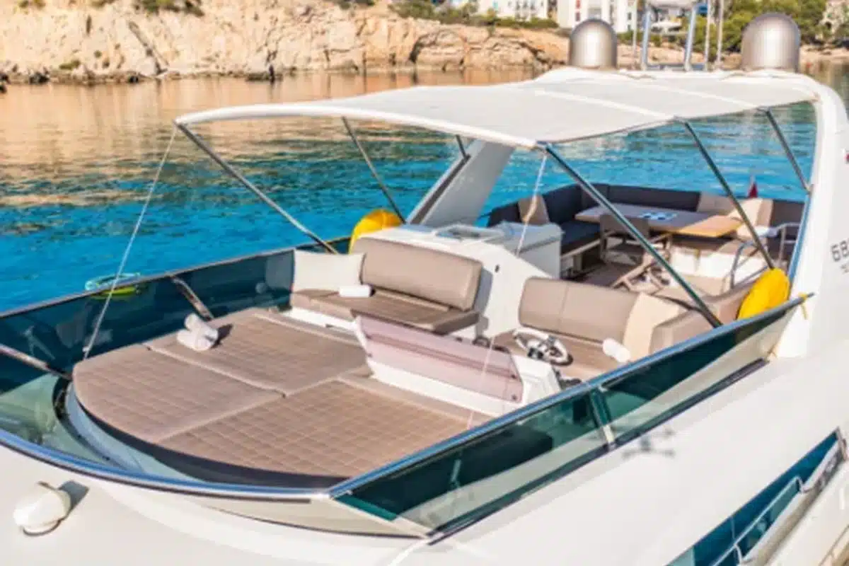 BLUE M Prestige 680