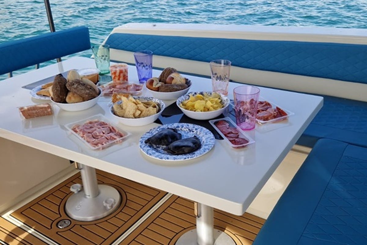 Catamaran ALEXA 37