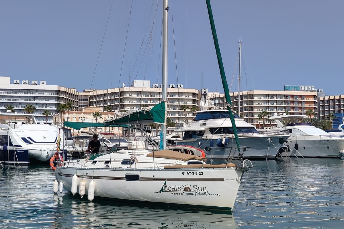 Oceanis 321 REINA