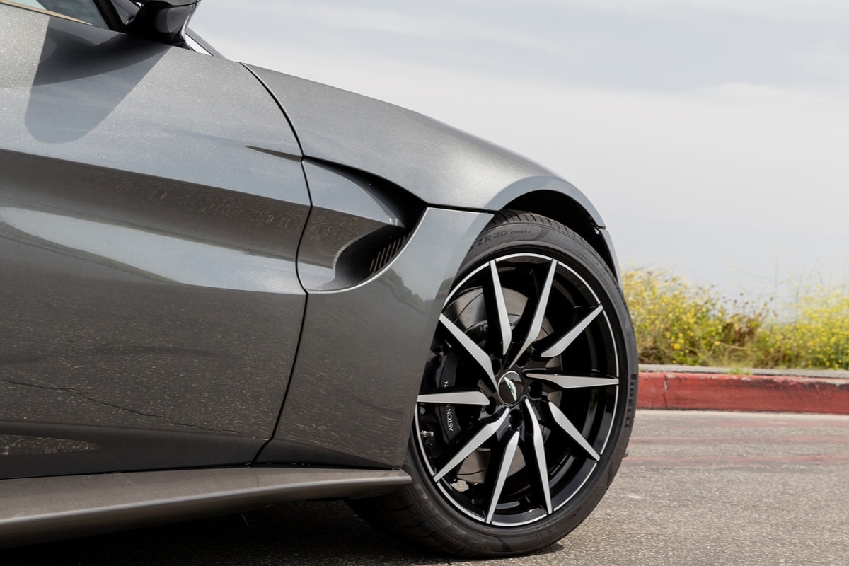 Aston Martin V8 Vantage