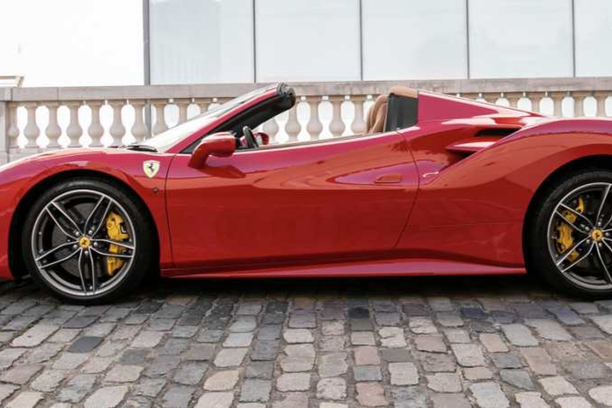 Ferrari 488 Spider