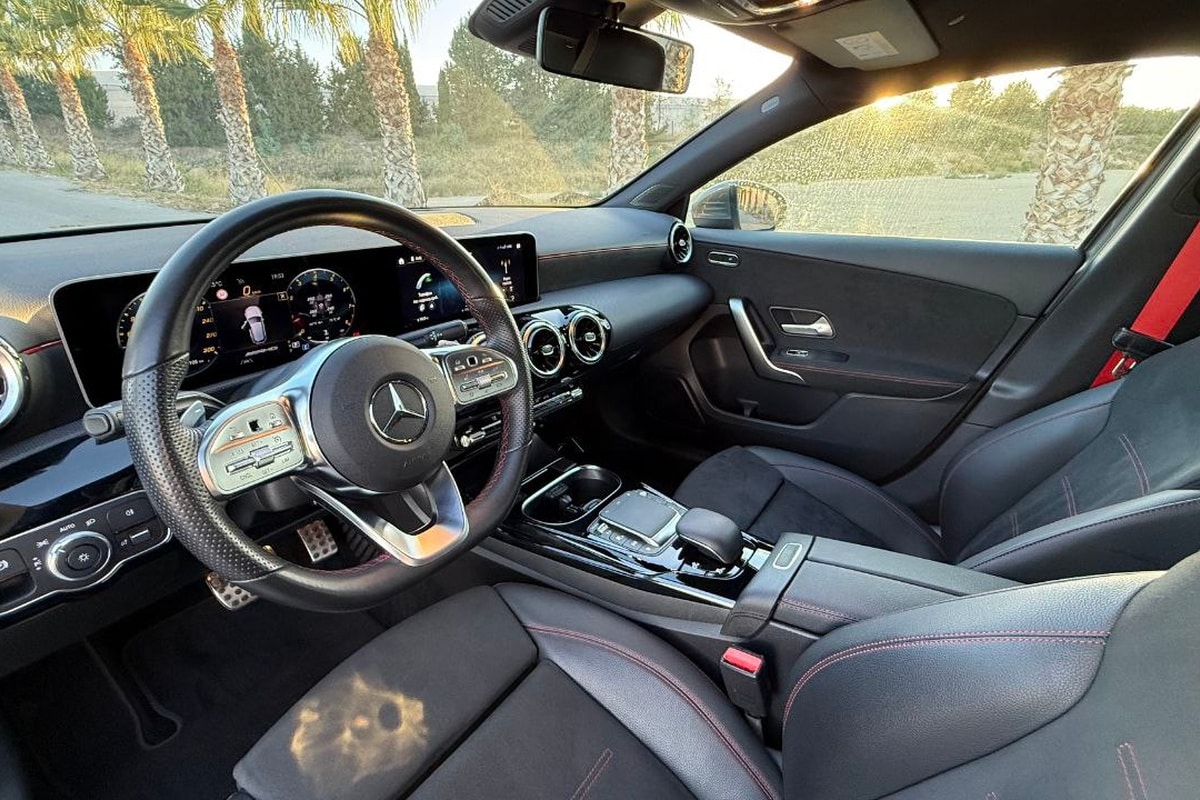 Mercedes-Benz A 45 AMG