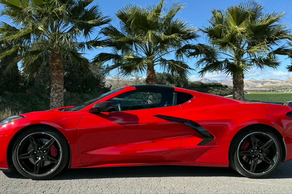Corvette Stingray C8