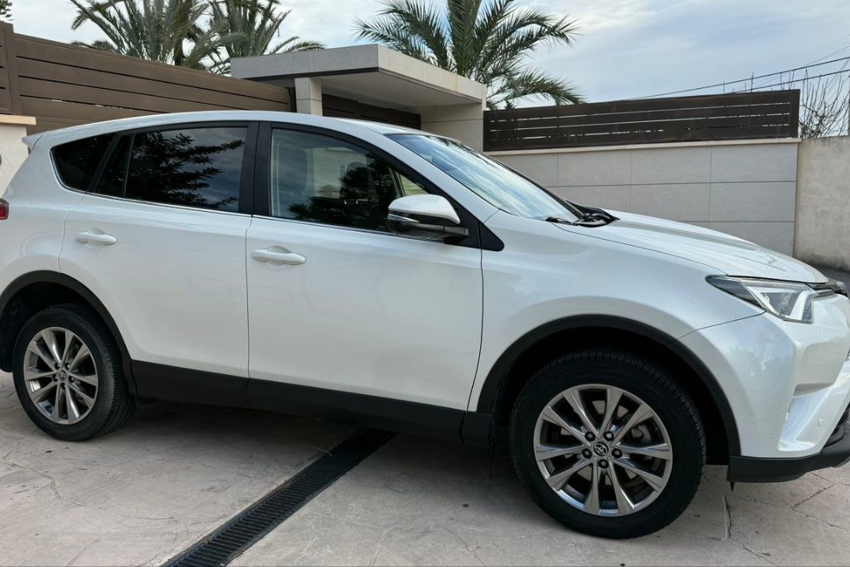 Toyota RAV-4 Hibrid