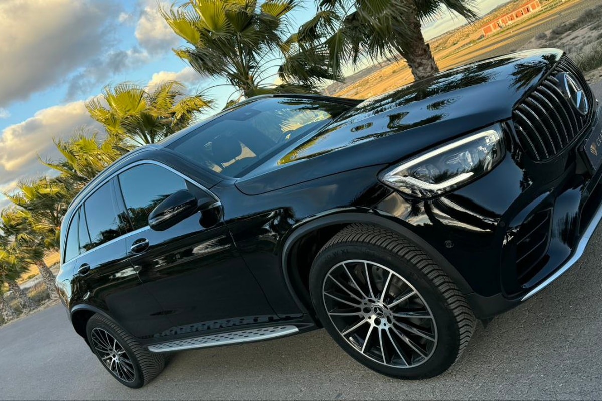 Mercedes-Benz GLC 300 AMG