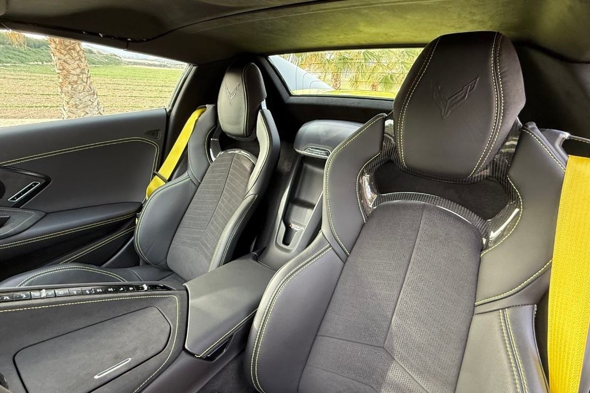 Corvette Stingray C8