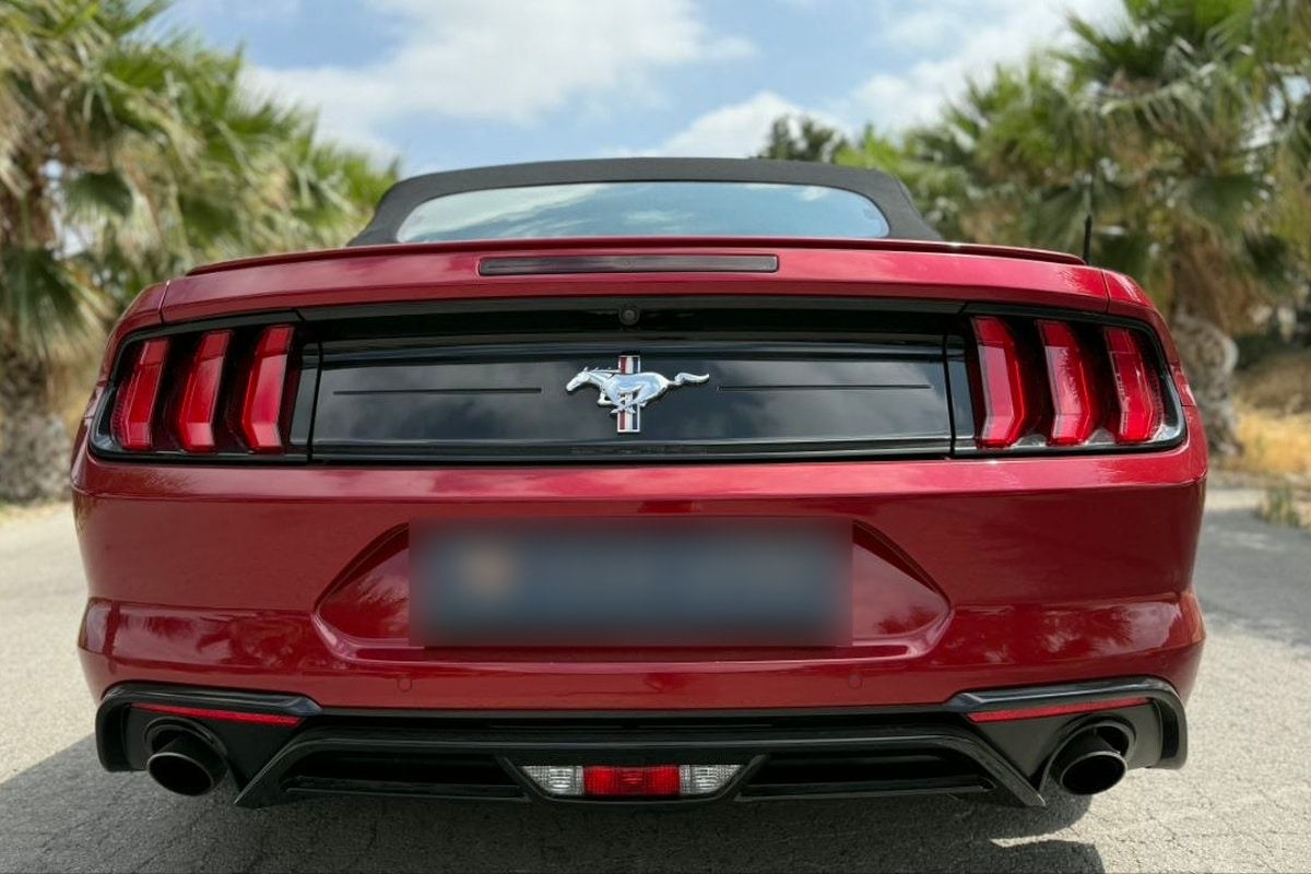 Mustang Cabrio 2.3 EcoBoost i