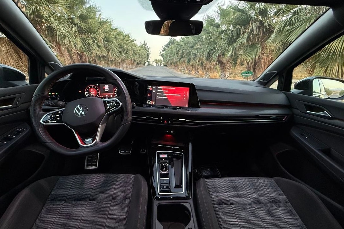 Volkswagen Golf GTI