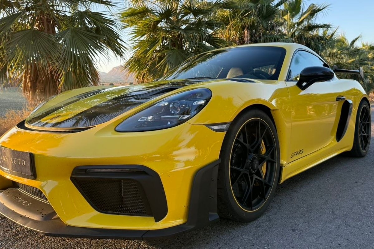 Porsche 718 Cayman GT4 RS