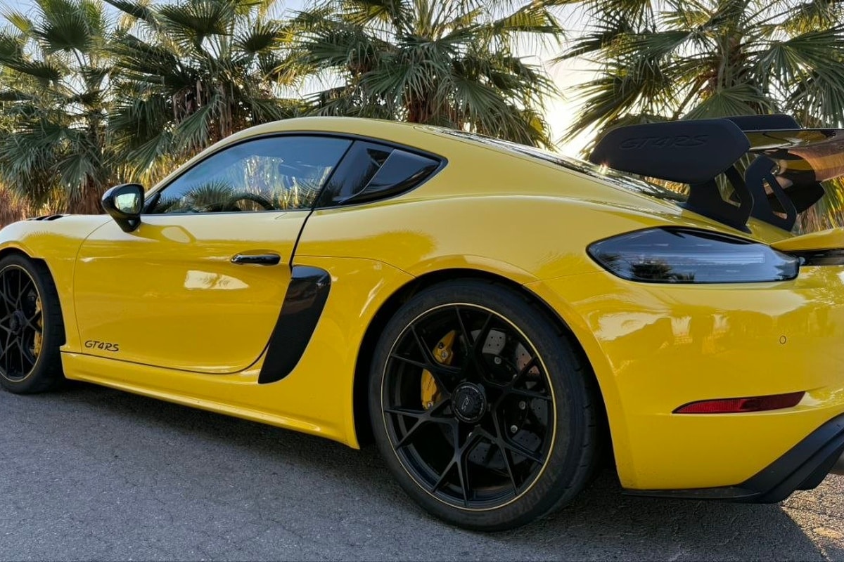 Porsche 718 Cayman GT4 RS